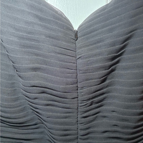 Lauren Ralph Lauren Evening Black Gown Size 8 Beaded Ruched Flowy Stunning EUC - Picture 11 of 12